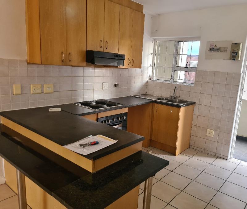 2 Bedroom Property for Sale in Oakdale Western Cape